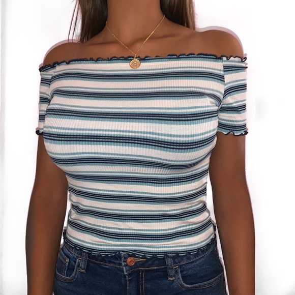 Off the Shoulder Shirt - Picture 1 of 1